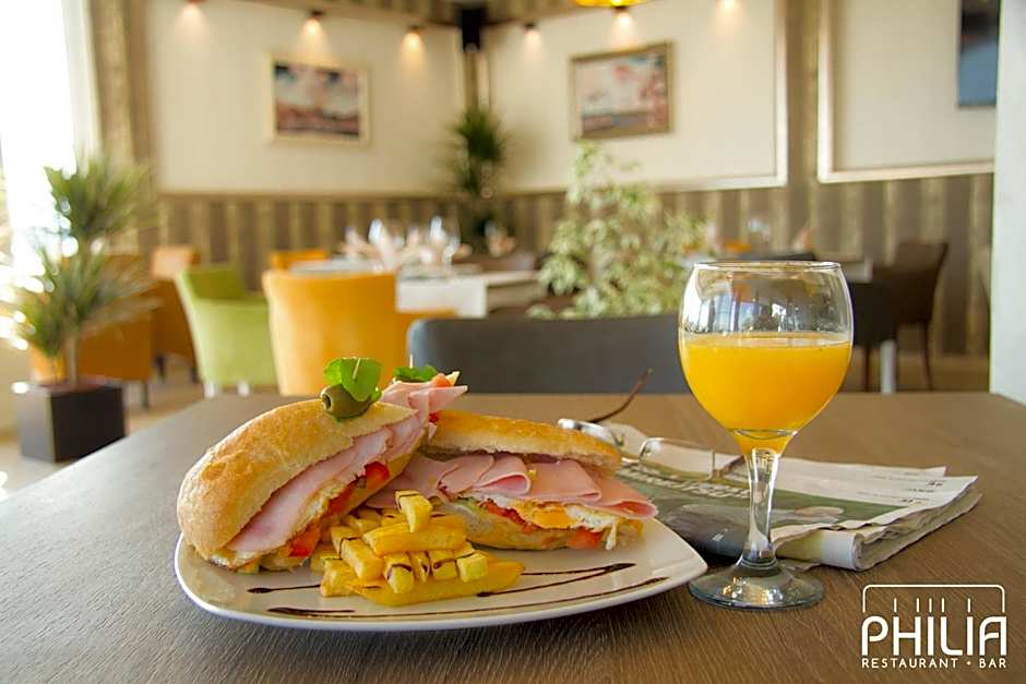 Philia Hotel