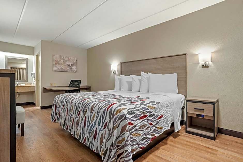 Red Roof Inn - West Monroe