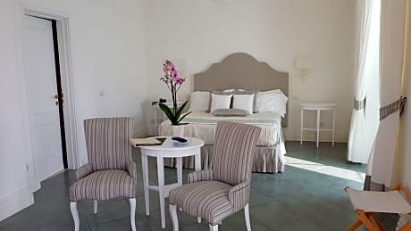 Deluxe Apartment, 2 Queen Beds, Sea View