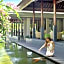 Legian Beach Hotel
