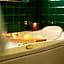 Shatush Hotel