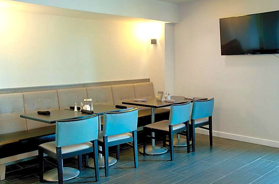 Holiday Inn Victorville By IHG