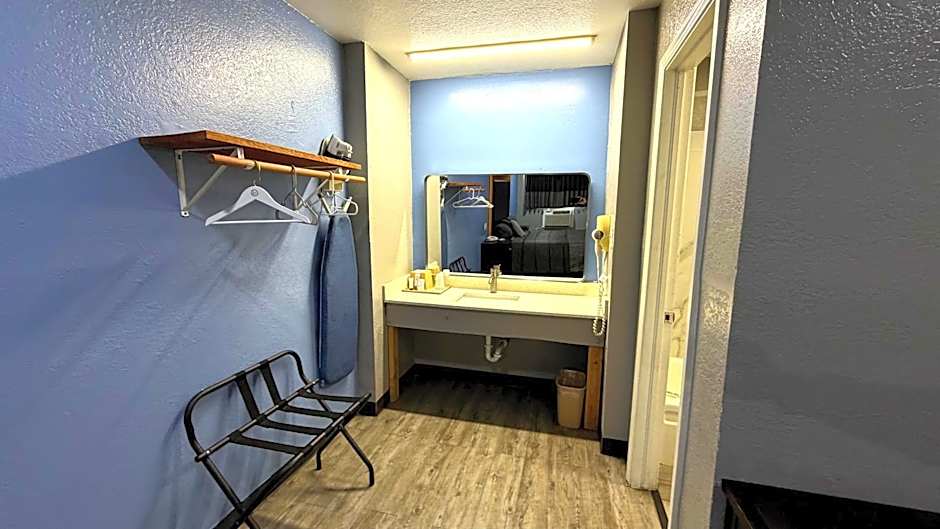 Coachman's Inn & Suites