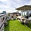 James Clow Bed & Breakfast & Apartments