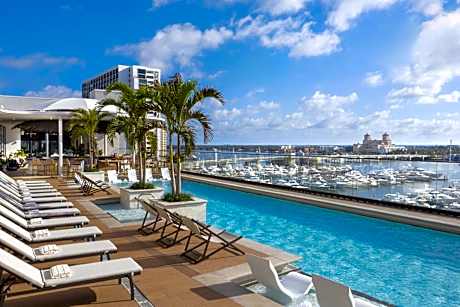 The Ben, Autograph Collection