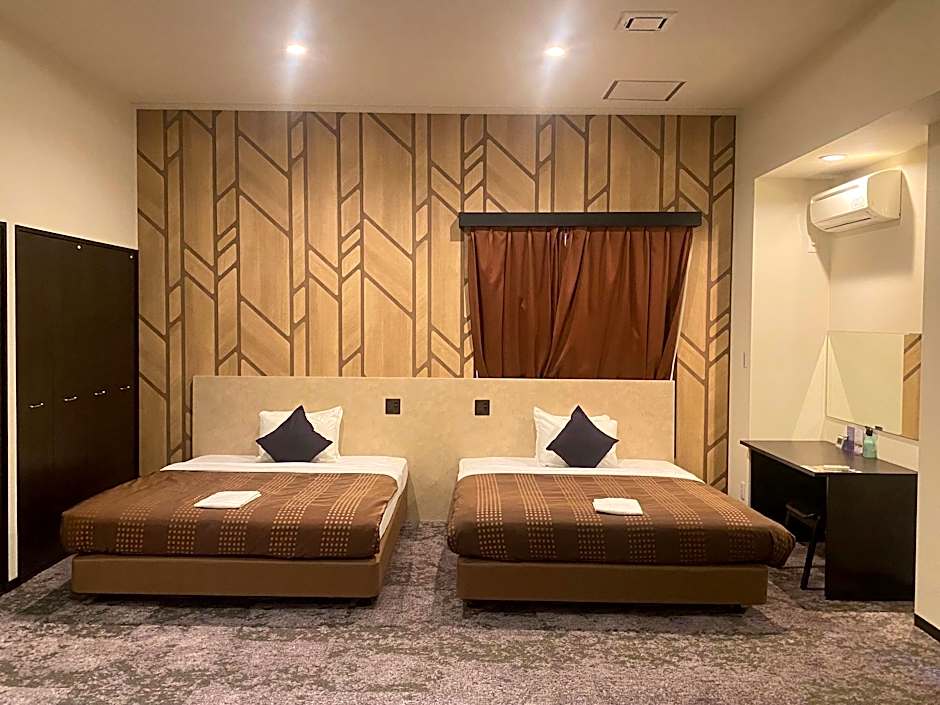 Hotel Livemax Esaka