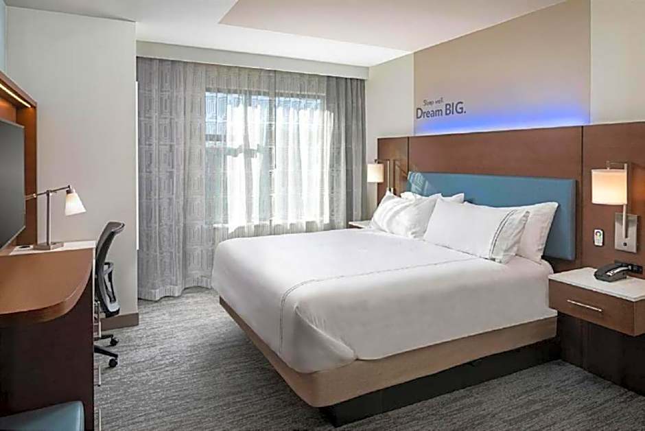 EVEN Hotel Shenandoah - The Woodlands by IHG