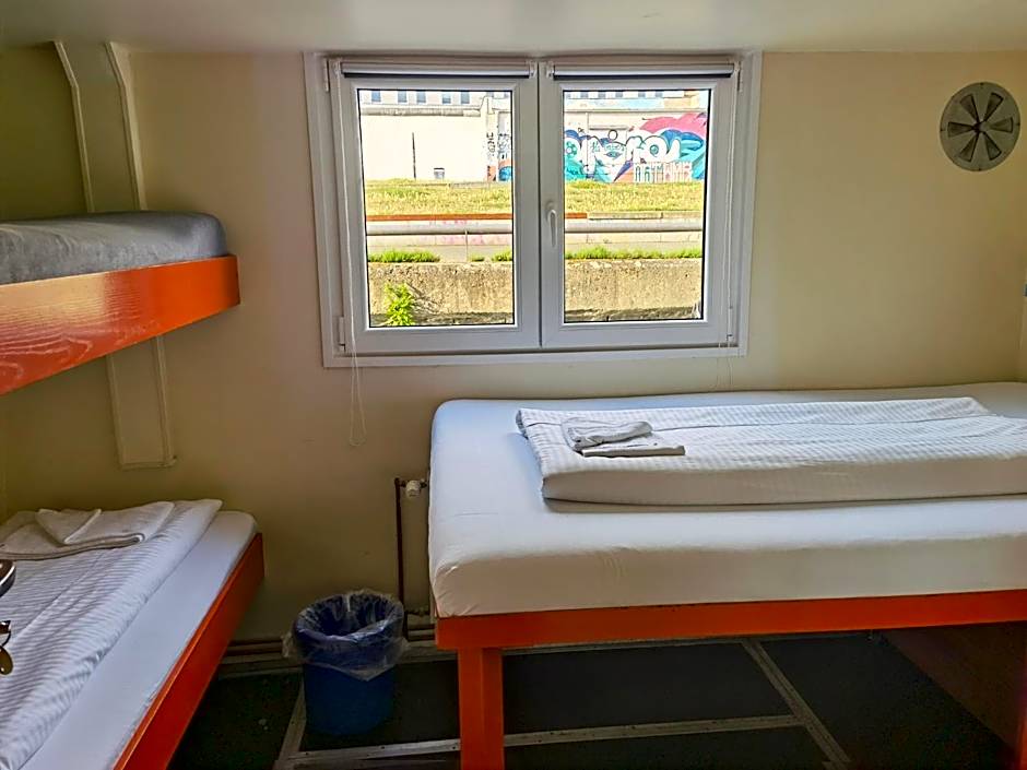 Shipotel-Berlin GmbH, Shipotel Eastern & Shipotel Western