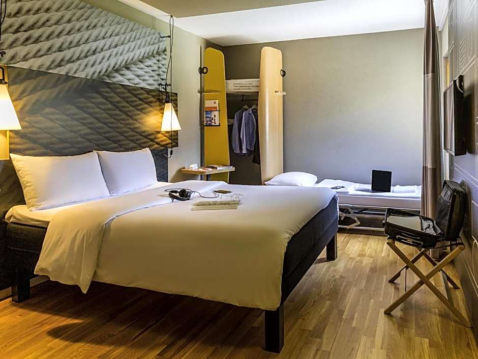 ibis Sion Hotel