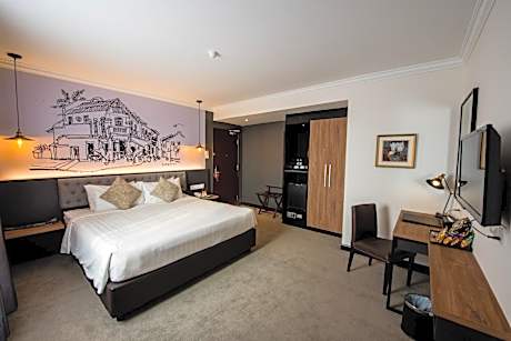Executive King Room