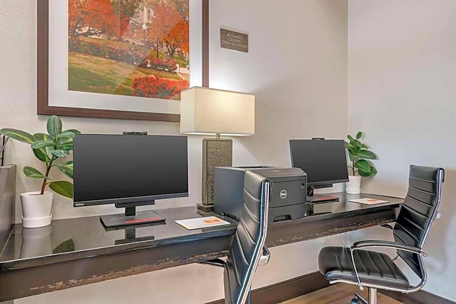 Comfort Suites Saint Charles