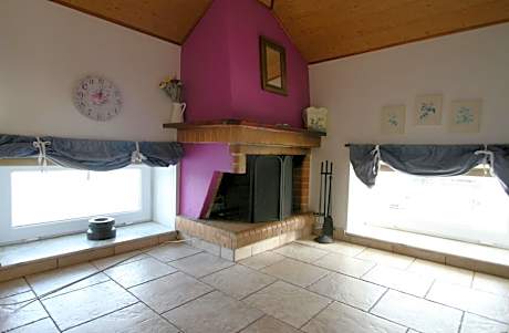 Studio Apartment with Sea View