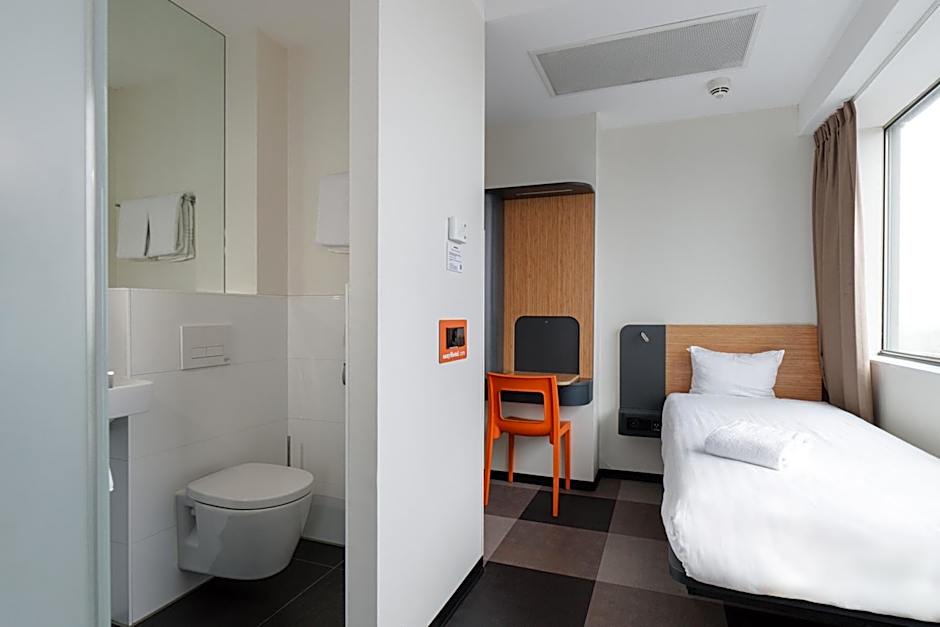 easyHotel Amsterdam Zaandam