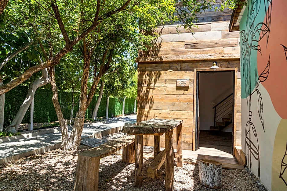 Enki Suess Alaçatı