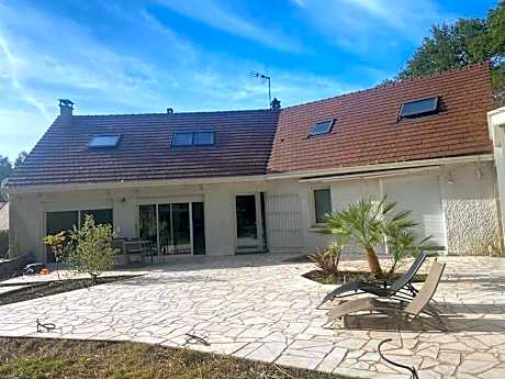 Villa verdoyante 10 min Disney, proche JO 2024