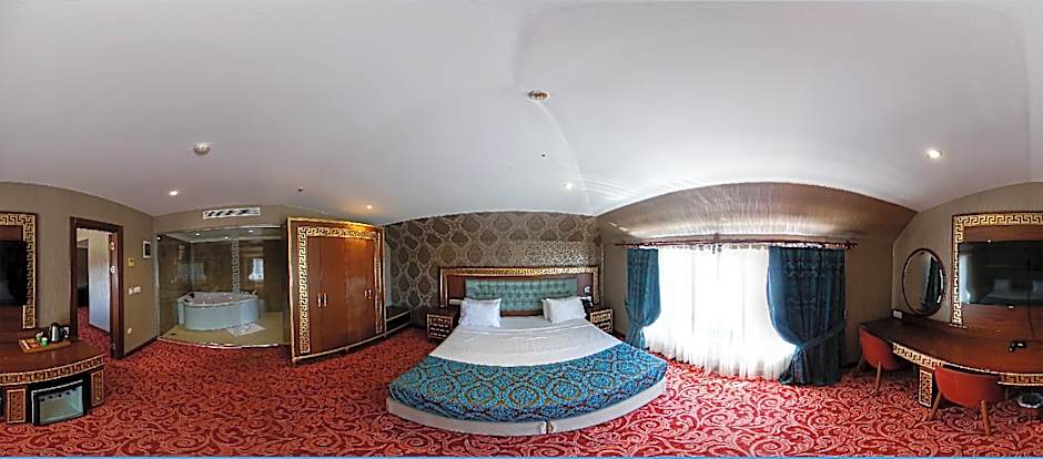Photo 1 of 13 of Suite