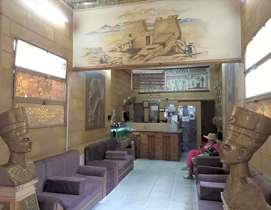 New Palace Hotel