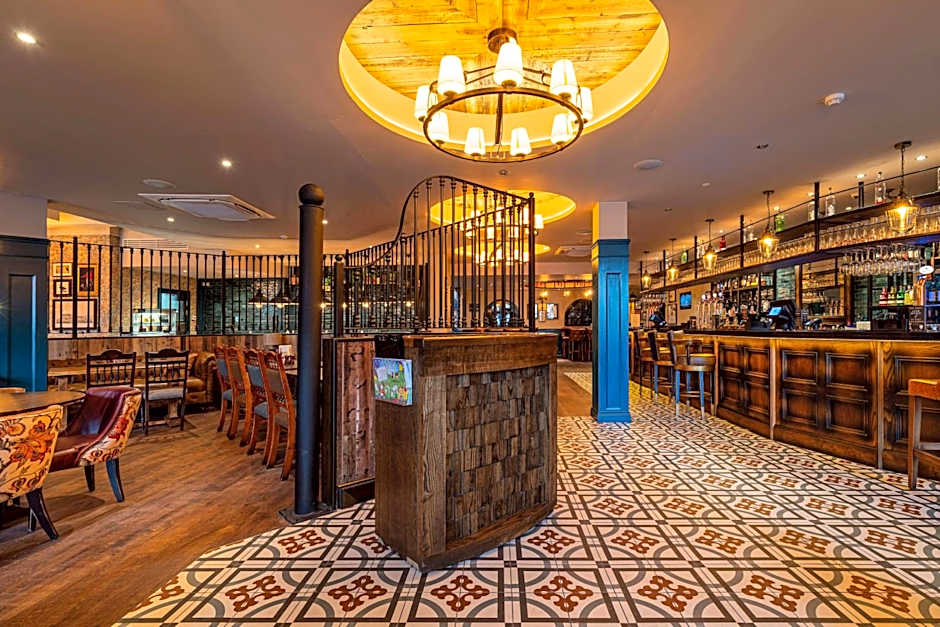 The Bold Hotel; BW Signature Collection