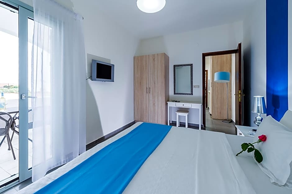 Angela Studios & Apartments