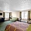 Super 8 by Wyndham Jefferson