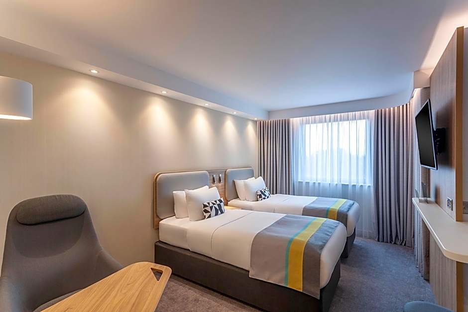 Holiday Inn Express Dublin-Airport By IHG