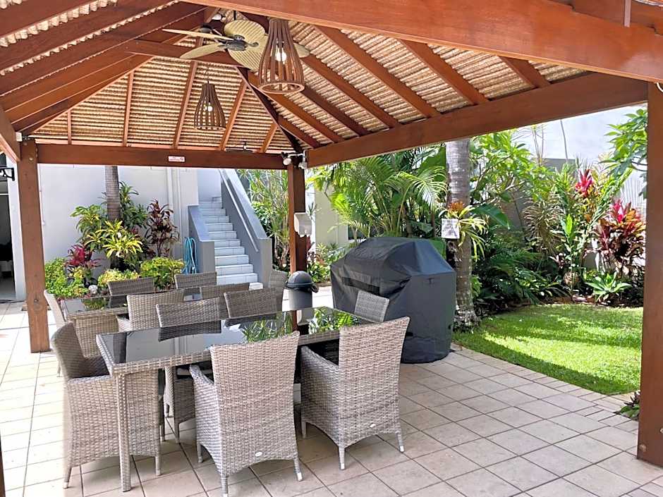 Burleigh Palms Holiday Apartments