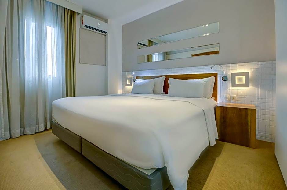 Quality Suites Alphaville