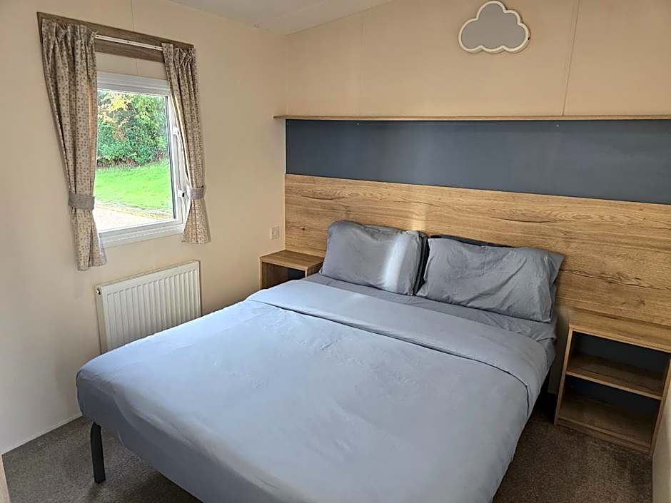 Laguna- Rockley Park Poole