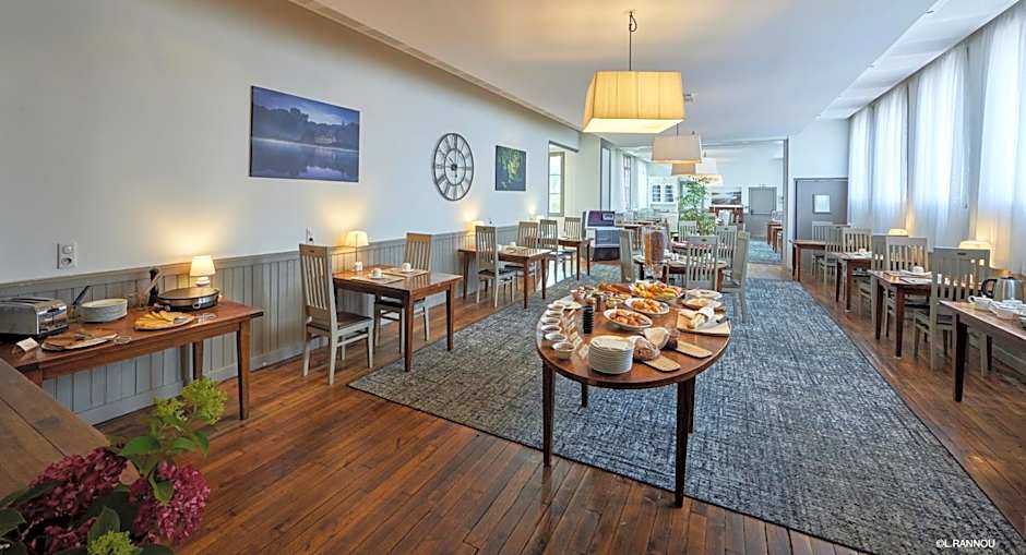 Logis Hotel, restaurant et spa Le Relais De Broceliande