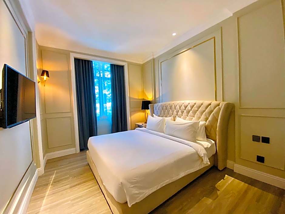 Grand Eska Hotel & Suites Batam