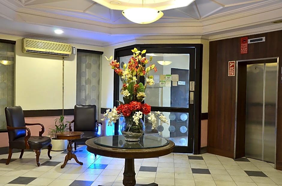 Hotel Tourist Deluxe