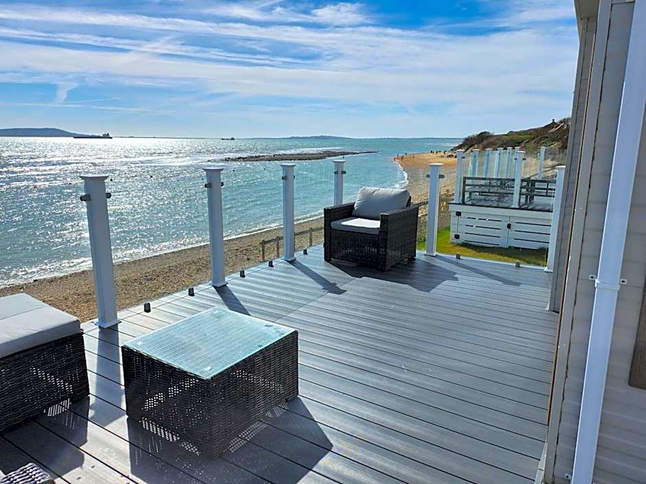 Europa Willow Pitch 29 Creek Caravan Park dog friendly