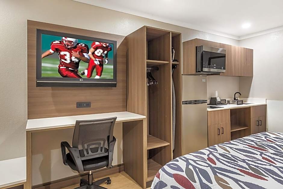 Red Roof Inn Raleigh Northeast - Downtown