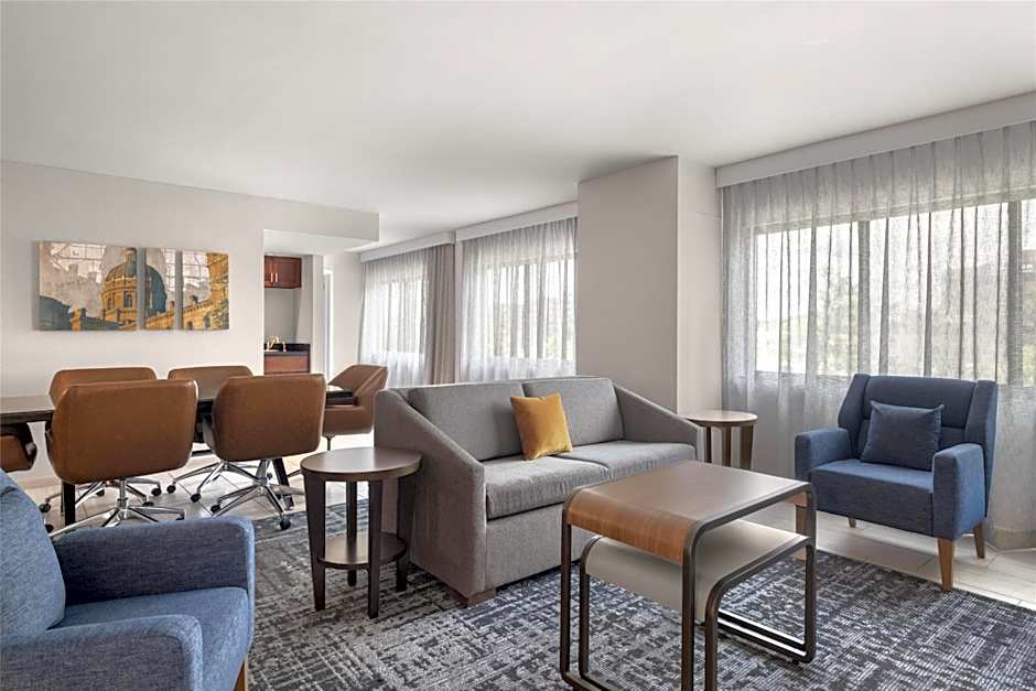 Homewood Suites by Hilton Indianapolis Carmel