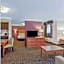 La Quinta Inn & Suites by Wyndham And Conference Center San Angelo