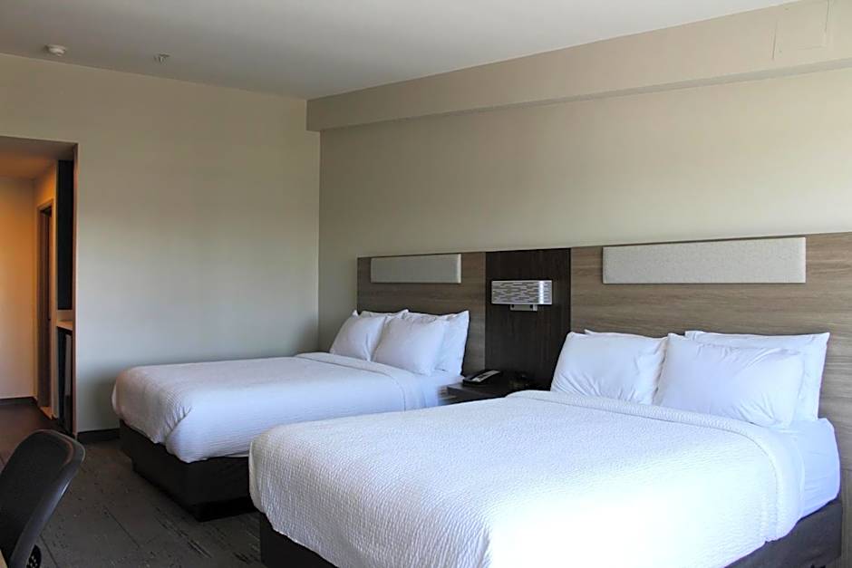 Photo 1 of 1 of Standard 2 Queen Beds, Mobility Accessible