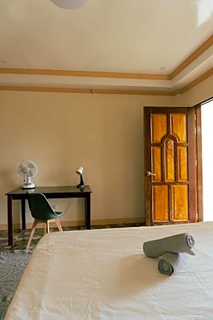 Log House Siargao , Libertad General Luna