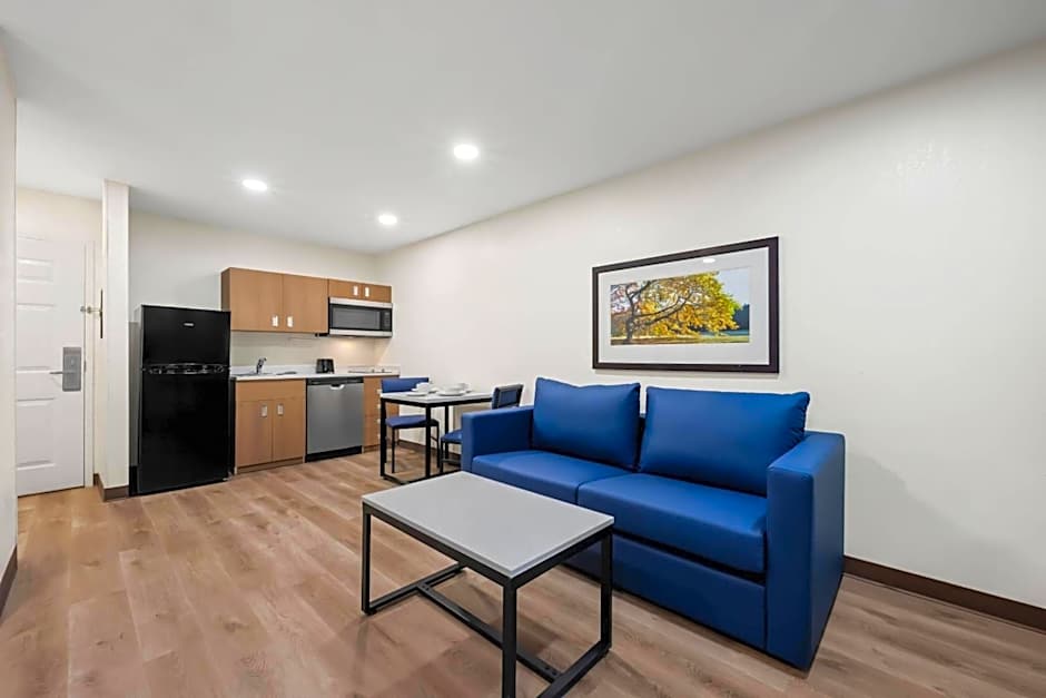 MainStay Suites Raleigh North