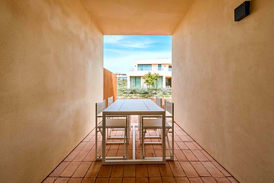 White Shell Beach Villas