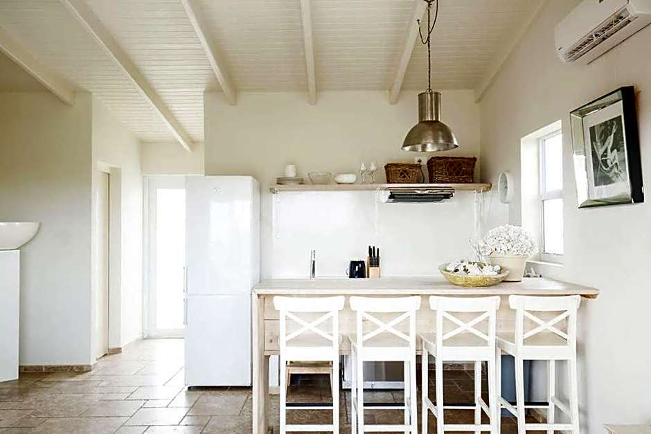 Ocean Breeze Boutique Hotel & Marina