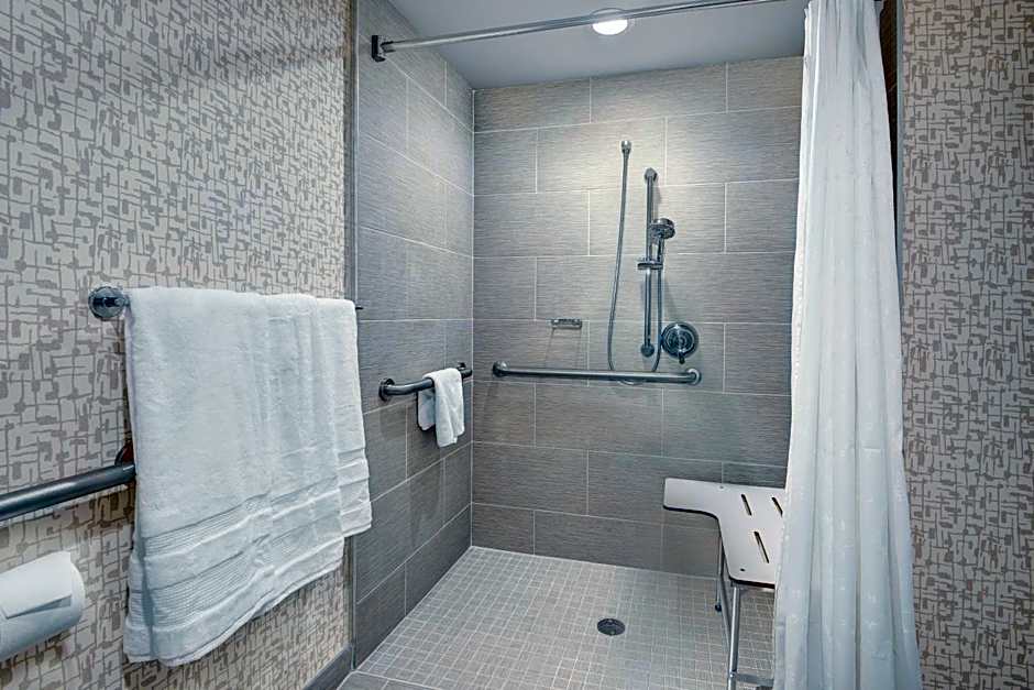 Sheraton Eatontown Hotel