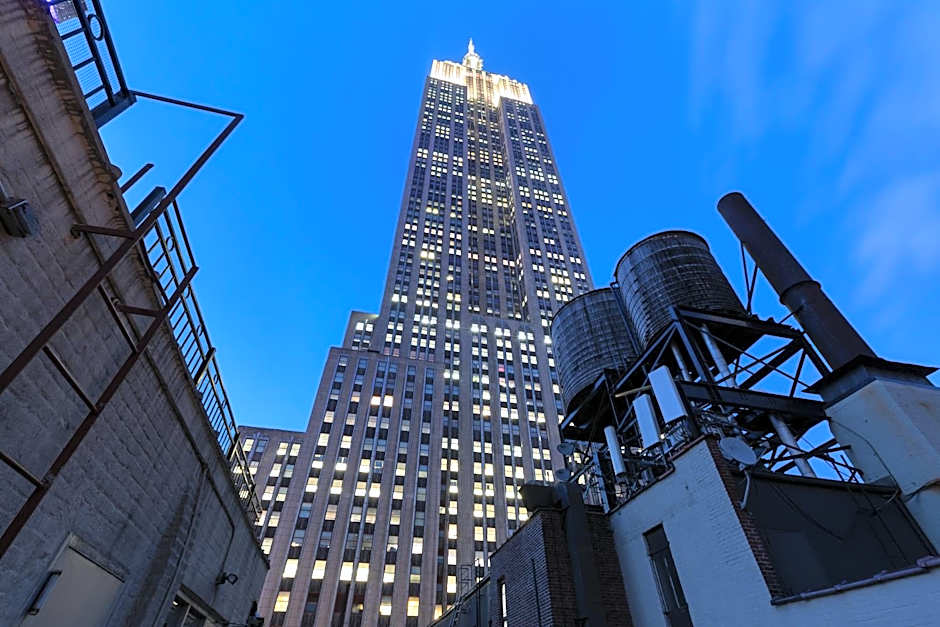 The Hotel @ Fifth Avenue