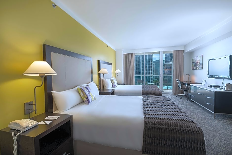 Photo 1 of 16 of 2 Queen Beds, City View, Balcony