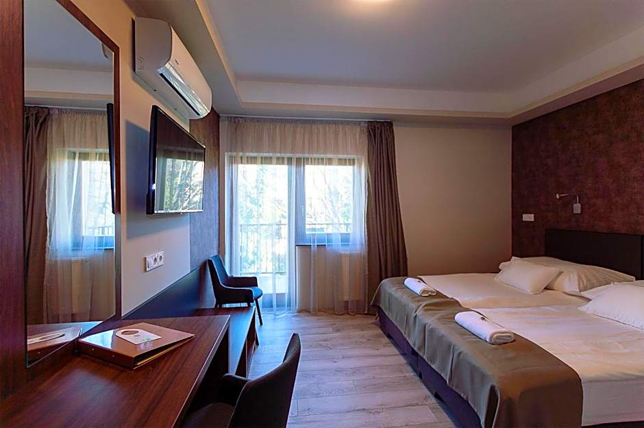 Vén Diófa De Lux Panzió