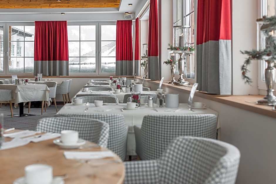 Superior Hotel Edelweiss