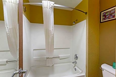 1 King Bed, Suite, Nonsmoking