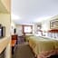 Econo Lodge Inn & Suites Eagle Pass