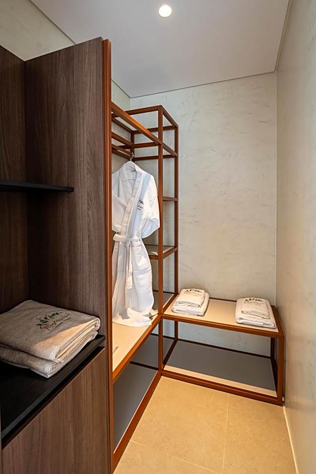 Muse οf Mykonos Luxury Suites