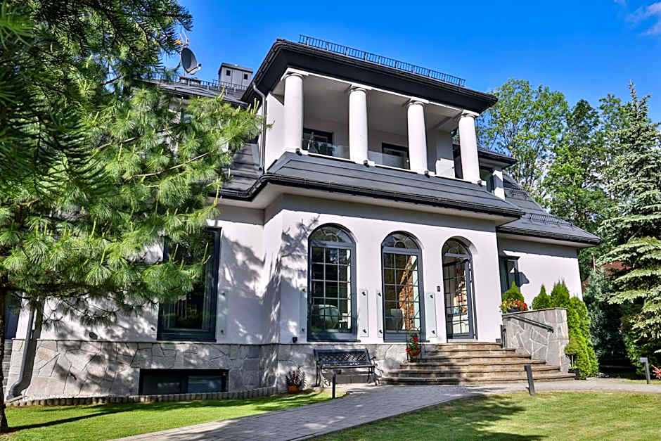 Villa 33