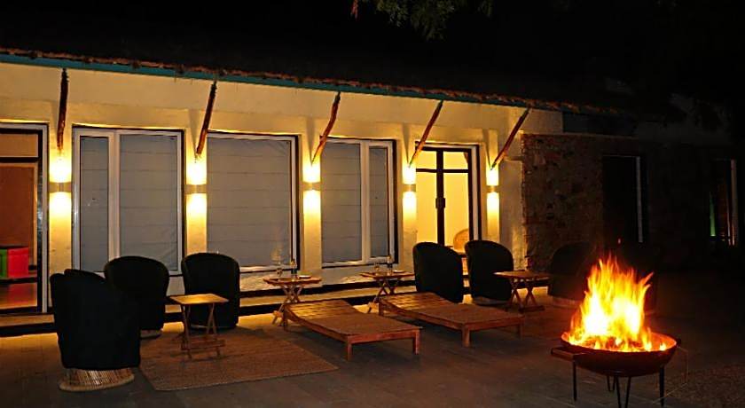 Trees N Tigers Luxury Wildlife Lodge